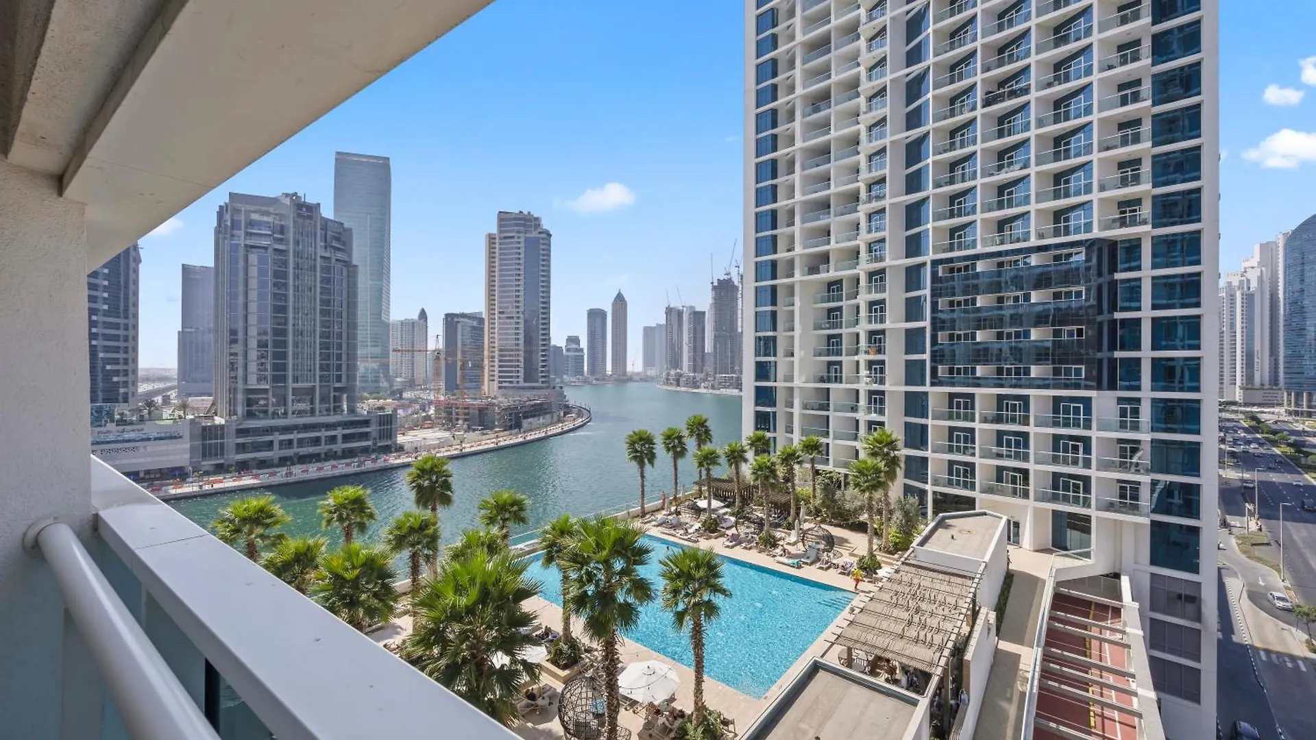 Your Stylish Getaway Near The Iconic Burj Khalifa Dubai